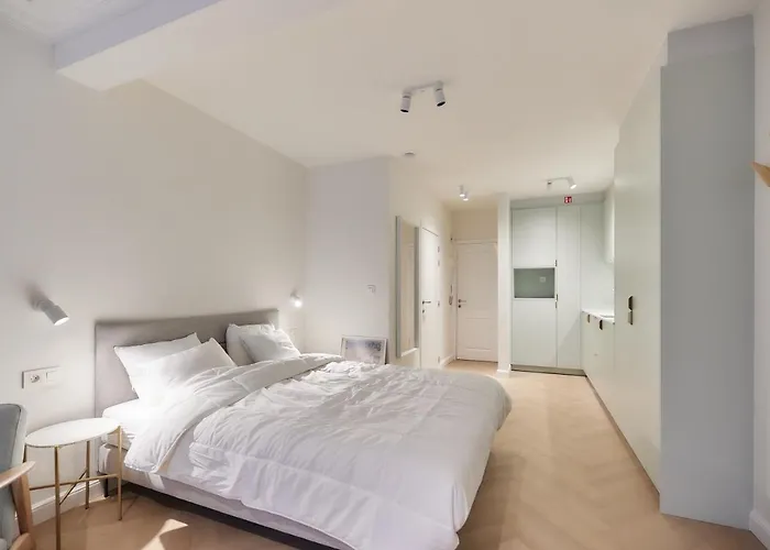 By Juliz - Location At The & In Center! Appartement *